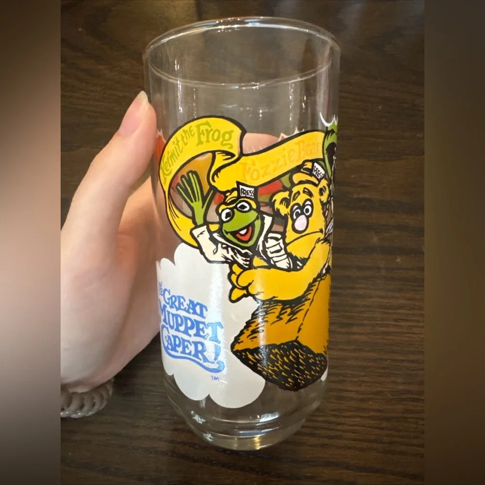 Vintage McDonalds The Great Muppet Caper Kermit The Frog And Fozzie Glass - 1981